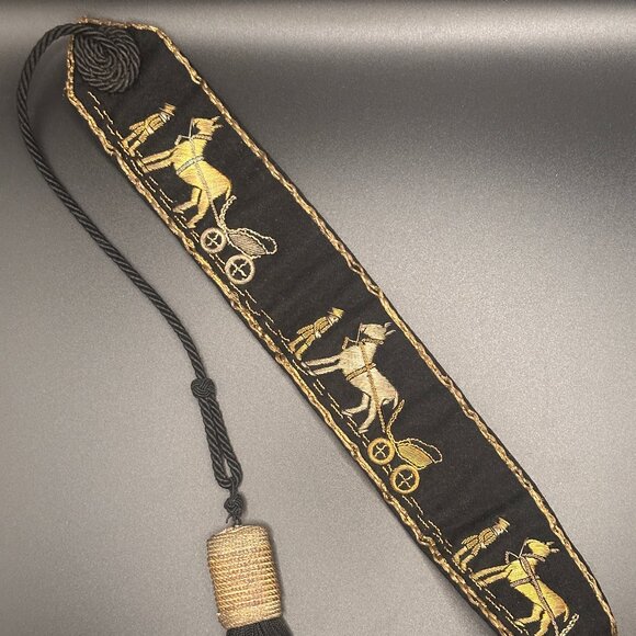 Hermès Paris Vintage Equestrian Silk Embroidered Belt w/ Tassel – Rare Collector main image 7